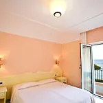 호텔 Terme Alexander 이스키아