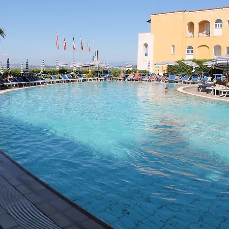 Terme Alexander Ísquia