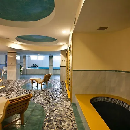 Terme Alexander Hotel Ísquia