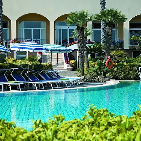 Terme Alexander Hotel Ísquia