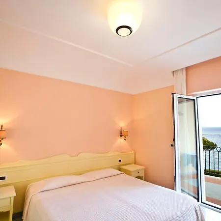 Hotel Terme Alexander Ísquia