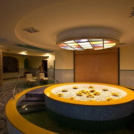 فندق Terme Alexander ايسكيا